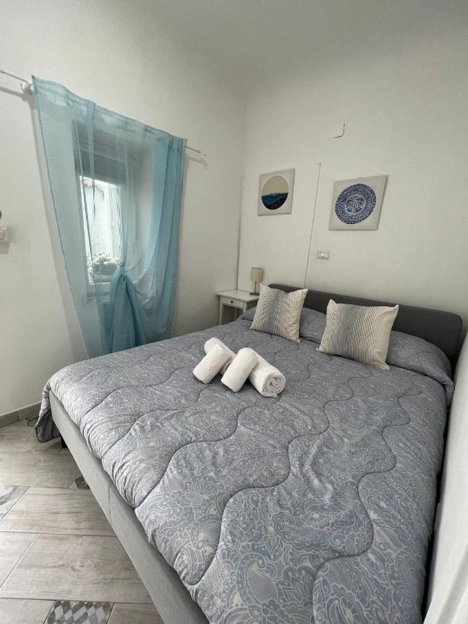 Casanova Rooms And Apartment To Rent Чефалу Экстерьер фото